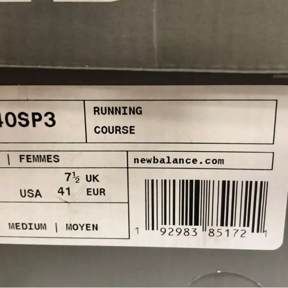 New Balance 1540v3 Womens Running Athletic Shoes Size 9.5 B